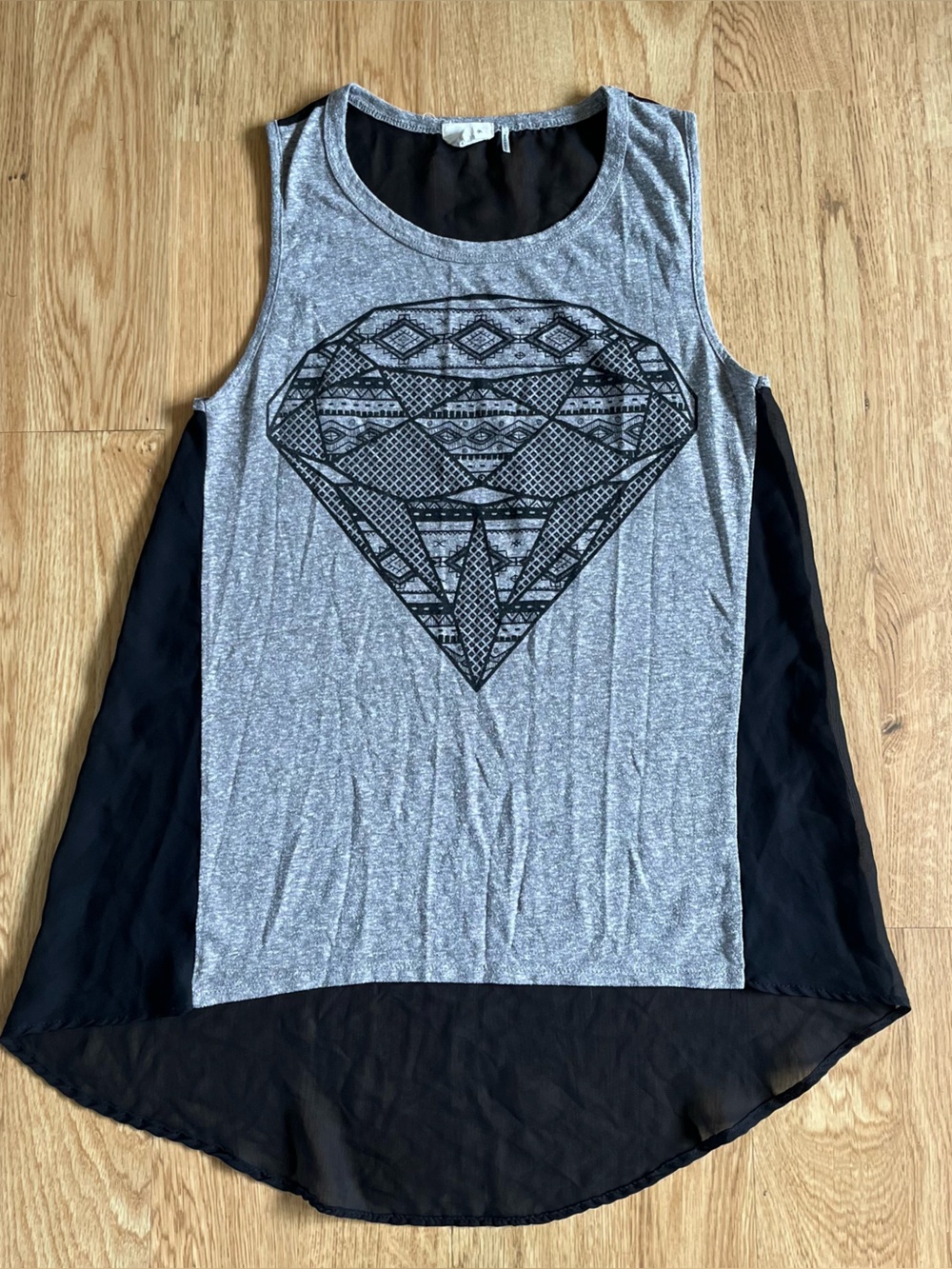 One Clothing Women’s Tank Top M Gray/Black Sheer Chiffon Scoop Neck Aztec